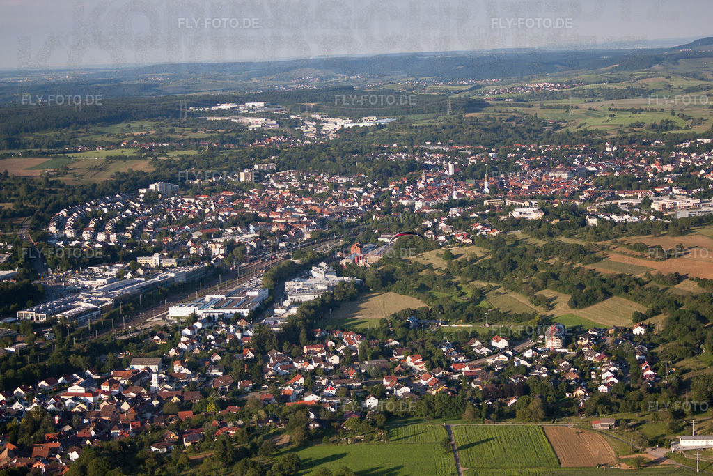 Ortsansicht | Luftbild: Ortsansicht in Bretten im Bundesland Baden-Württemberg in Deutschland. Foto: IMG_57801.jpg vom 14.06.2013 durch Werner Riehm/FLY-FOTO.de - Realisiert mit Pictrs.com