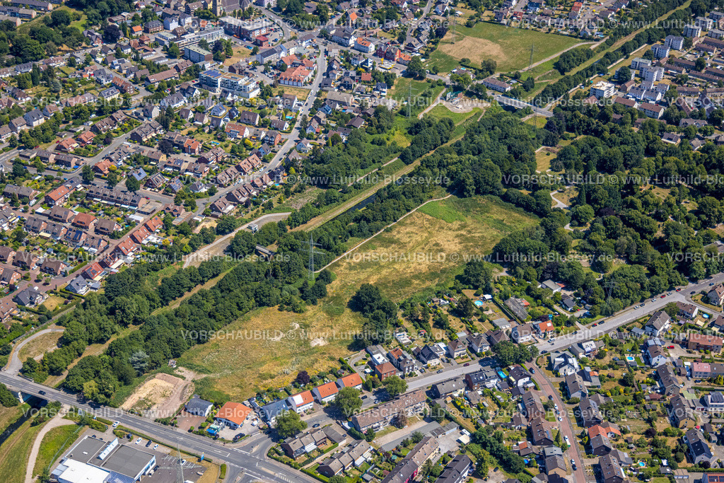 Castrop-Rauxel220706209 | Luftbild, Geplantes Baugebiet Am Emscherufer, Alte Eiche, Heerstraße, Habinghorst, Castrop-Rauxel, Ruhrgebiet, Nordrhein-Westfalen, Deutschland