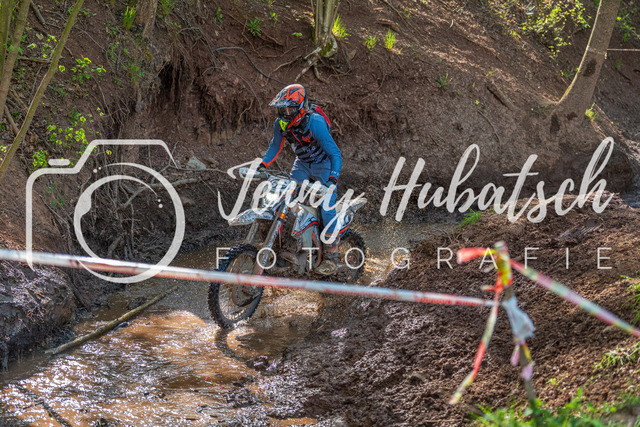 JHF.ECHT.3h.Sonntag.81 | jennyhubatsch-endurofotografie
