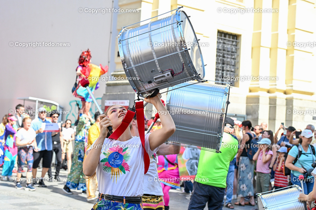 Pflasterspektakel_ 36. Linzer Pflasterspektakel 2024_ 18.07.2024-21 | 18.07.2023, Linz, AUT, 36. Linzer Pflasterspektakel 2024, im Bild diverse Kuenstler