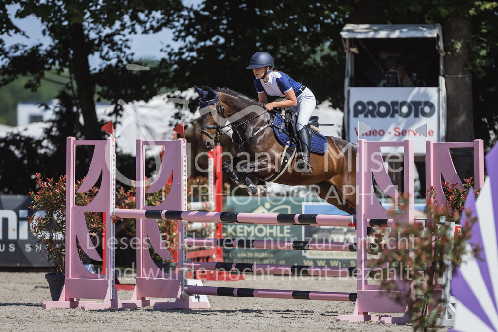 230610_Mühlen_Quali6j-209 | Deine schönsten Turniermomente als professionelle Fotos! Entdecke hochwertige Pferdesport-Fotografie im Online-Shop. Jetzt Fotos finden & bestellen!