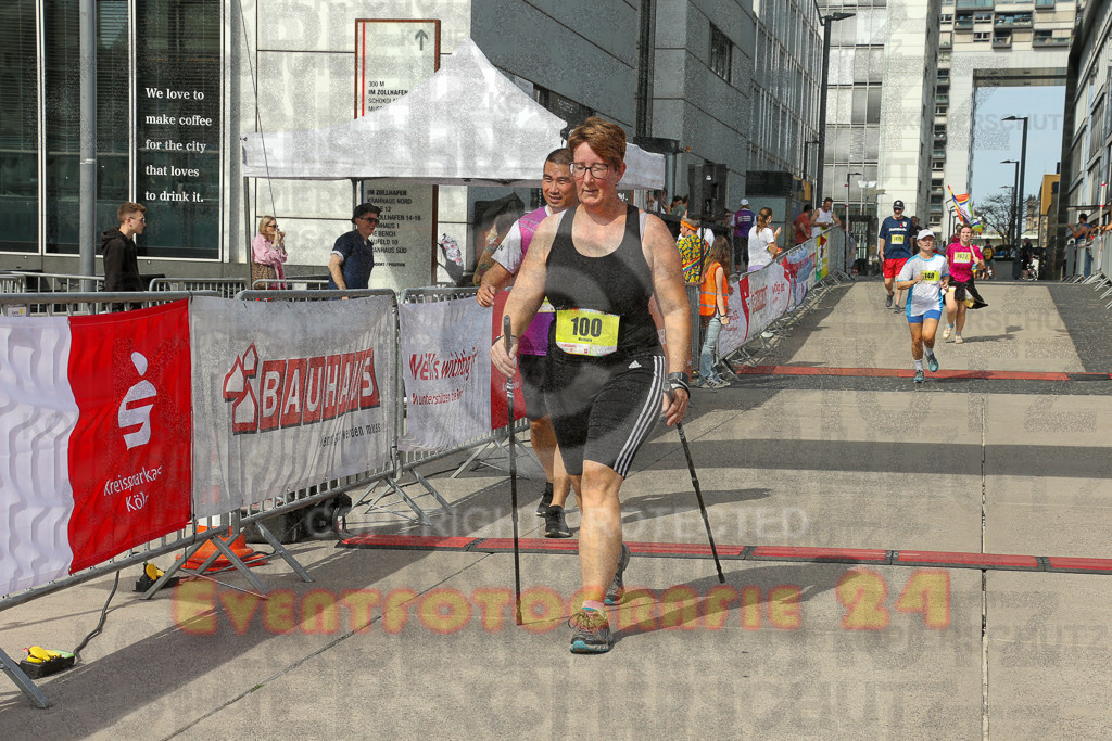 250920_1347_EX1_6652 | Sportfotografie im Rhein-Sieg Kreis, Köln, Bonn, NRW, Rheinland Pfalz, Hessen, etc. Unser Tätigkeitsfeld umfasst den Laufsport vom Volkslauf über den Marathon, Duathlon, Triathon bis zum Ultralauf wie Kölnpfad Ultra oder Schindertrail.