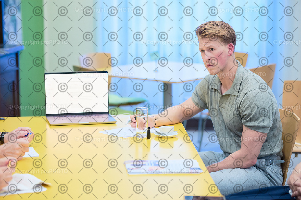 372_202509_EmployerBranding_NZ6_0418 | proPHOTO - Realisiert mit Pictrs.com