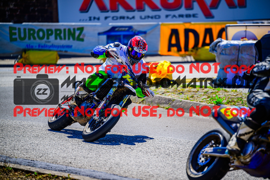 MaZZes_FotoMatrix_240816_6021986_0233 | UE40