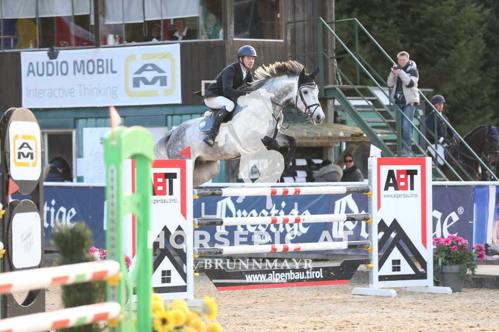 AS8V4080 | Willkommen bei Brunnmayr - Design & Fotografie – Ihrem Spezialisten für Reitturniere und Pferdeveranstaltungen in Oberösterreich, Salzburg und Bayern! Seit über 17 Jahren sind wir leidenschaftlich dabei.