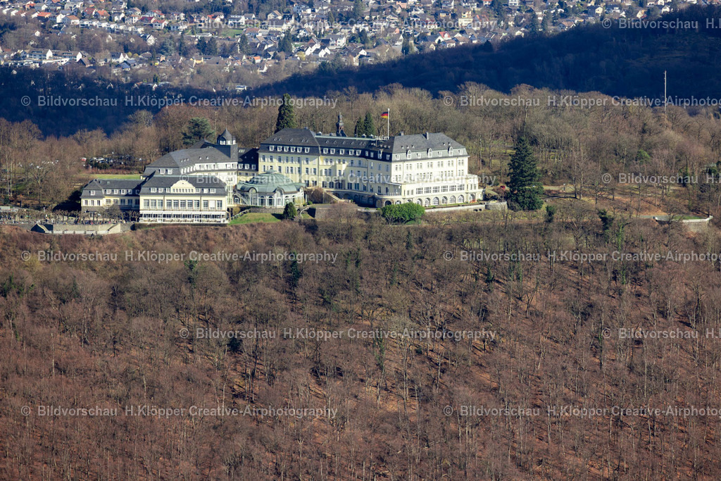 Luftbilder Königswinter-0088 | Luftbildfotografie Gebäudekomplex der Hotelanlage Steigenberger Grandhotel &amp; Spa Petersberg in Königswinter im Bundesland Nordrhein-Westfalen, Deutschland. - Realisiert mit Pictrs.com