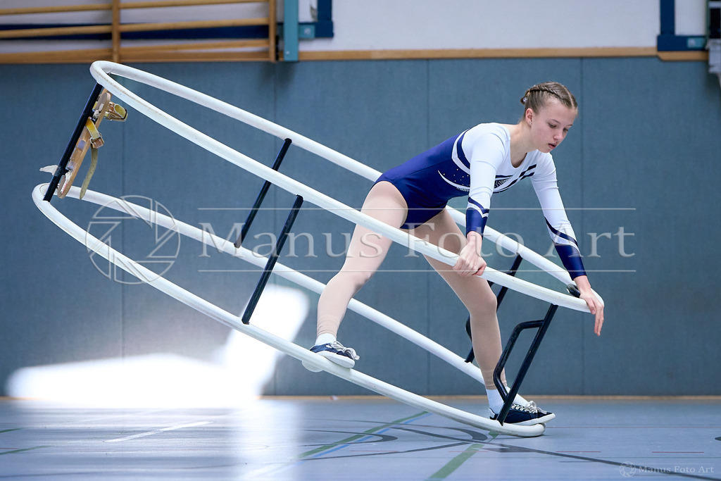C-DSC06761 | Professionelle Sportfotografie in Hamburg, Schleswig-Holstein und Niedersachsen – spezialisiert auf Rhönrad, Geräteturnen, Leistungsturnen und rhythmische Sportgymnastik. Bundesweite Begleitung von Rhönrad-Events. Jetzt Sport-Fotos - Realisiert mit Pictrs.com