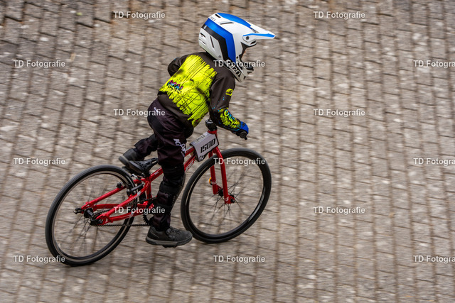 BayBMX2026-06149 | Fotogalerie von Thomas Dettweiler mit Eventbildern und lizenzfreien Fotos. Perfekt als Wandbild, für Büro, Website oder private Nutzung. - Realisiert mit Pictrs.com