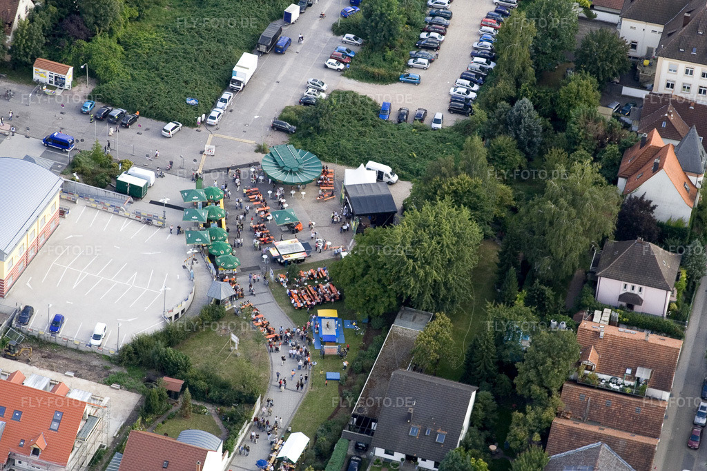 Luftbild: Stadtfest Kandel am Verbandsgemeindeplatz in Kandel im Bundesland Rheinland-Pfalz in Deutschland. Foto: IMG_7660.jpg vom 02.09.2007 durch Werner Riehm/FLY-FOTO.de