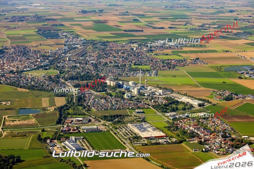 Das Luftbild zeigt : Pankofen Plattling - Die Luftaufnahme wurde 2023 vom UL-Flugzeug aus erstellt ( keine Drohne ) - Hochauflösende Luftaufnahme - Für grossformatige Ausdrucke geeignet. Die Geschenkidee !Mit Lizenz und Bildrechte bestellbar