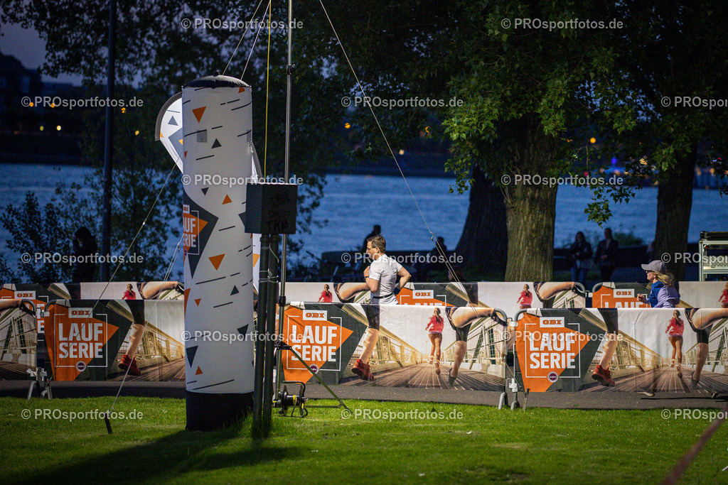 20. OBI Nachtlauf des ASV Koeln, 17.05.2023 | Koeln, 17.05.2023: Impressionen vom 20. OBI Nachtlauf des ASV Koeln rund um den Tanzbrunnen. Foto: Beautiful Sports Pressefotoagentur (www.beautiful-sports.com)