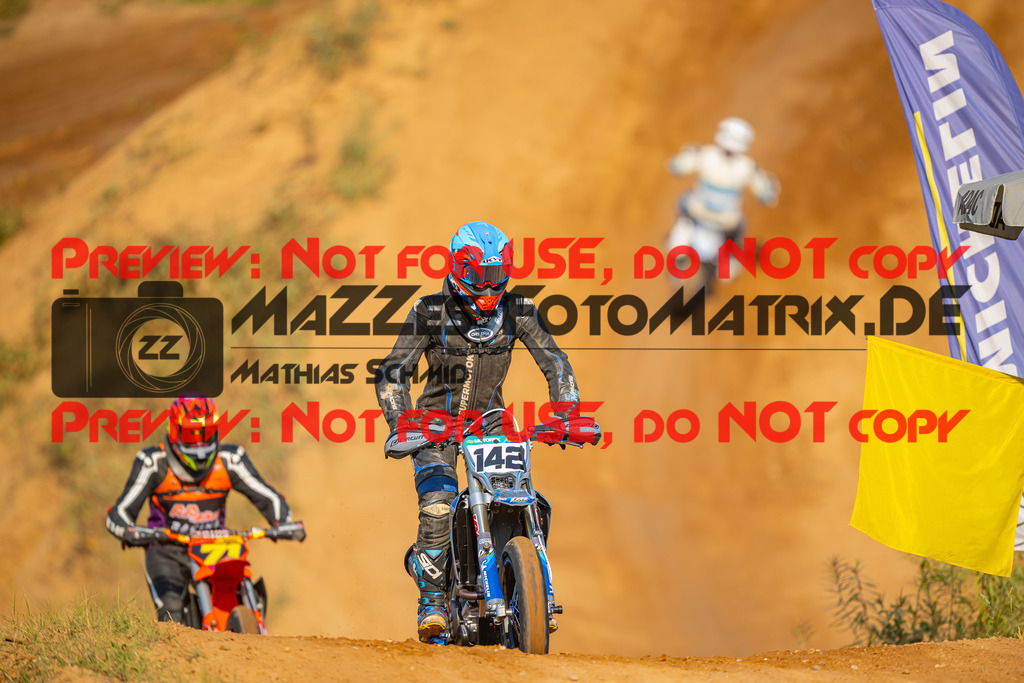 MaZZes-Fotomatrix-20260815-601504 | S2