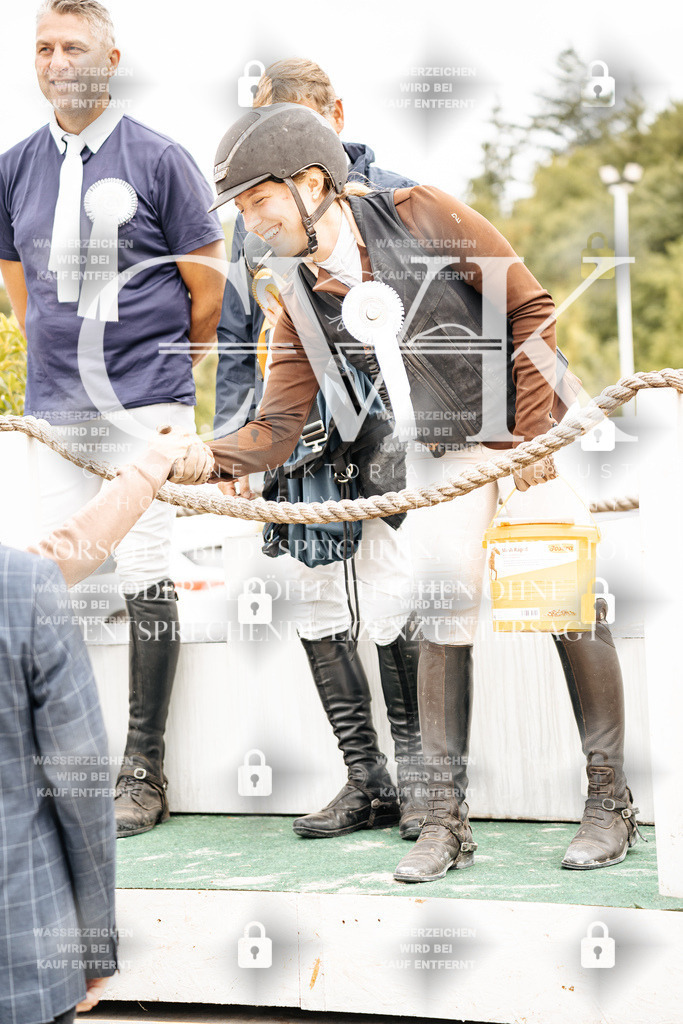 CK703848 | Turnierfotografie Pferdefotografie Trier Rheinland-Pfalz Pferdesport Reitsport Tierfotografie Sportfotografie Pferdevideo Pferdevideografie Equestrianvideography equestrianphotography  - Realisiert mit Pictrs.com