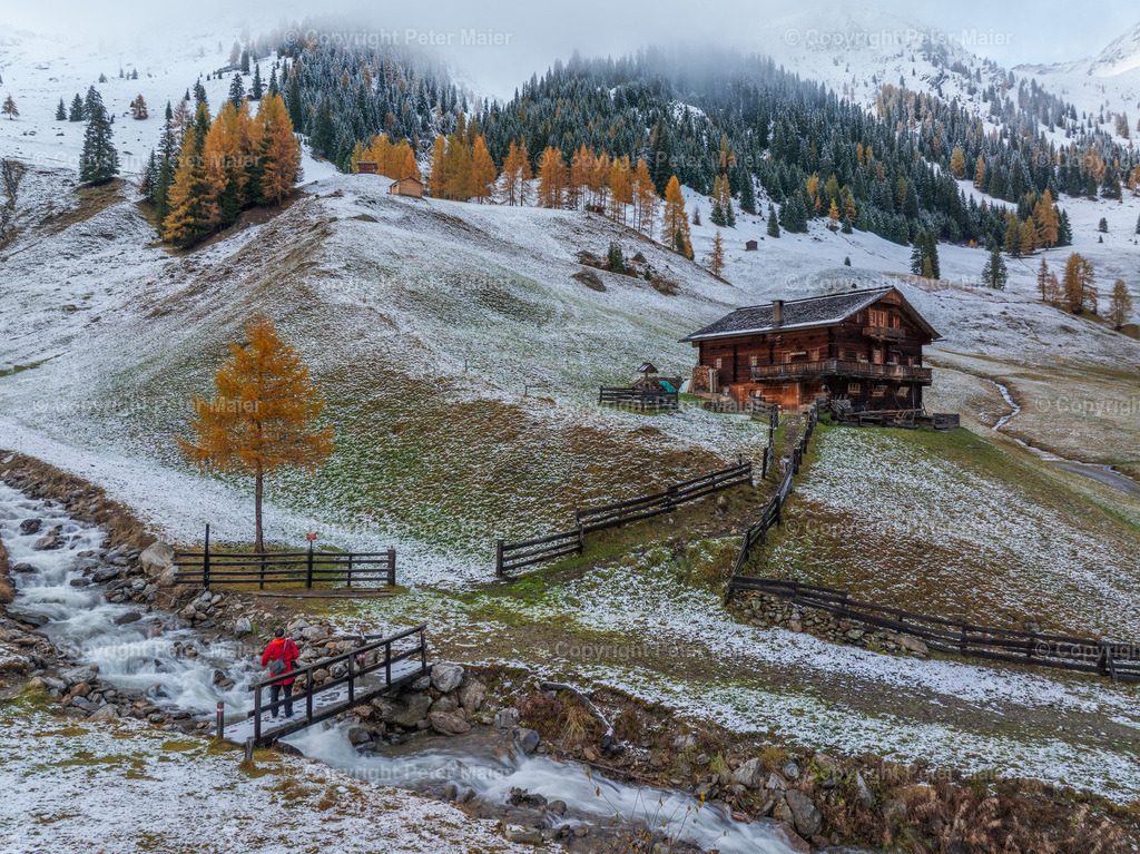 Kamelisenalm_Herbst_Schnee_2023-115 | default