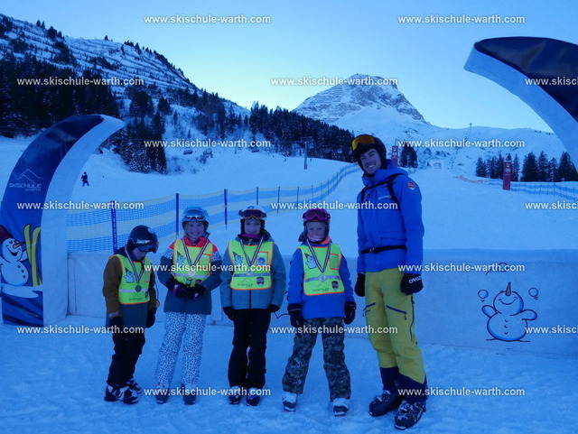 Gruppe Luca | Photos von der Skischule Warth - Realisiert mit Pictrs.com