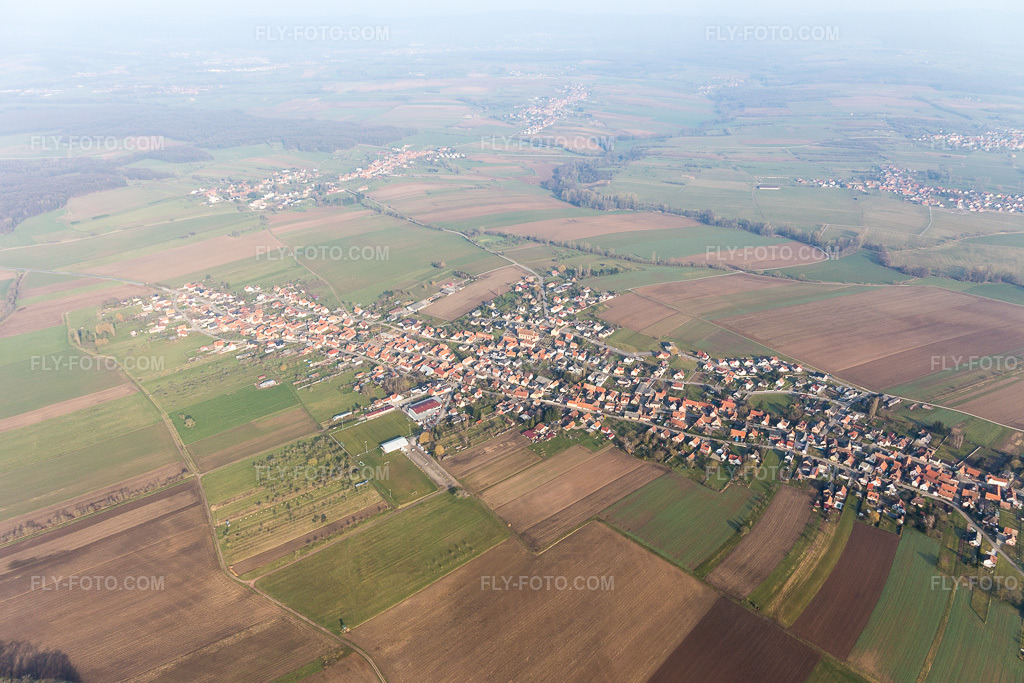 Aerial view: View of the town in Eschbach in the state Bas-Rhin, France.Photo: IMG_105370.jpg taken on 03/25/2018 by Werner Riehm/FLY-FOTO.comResolution of the original: 5472 x 3648 px