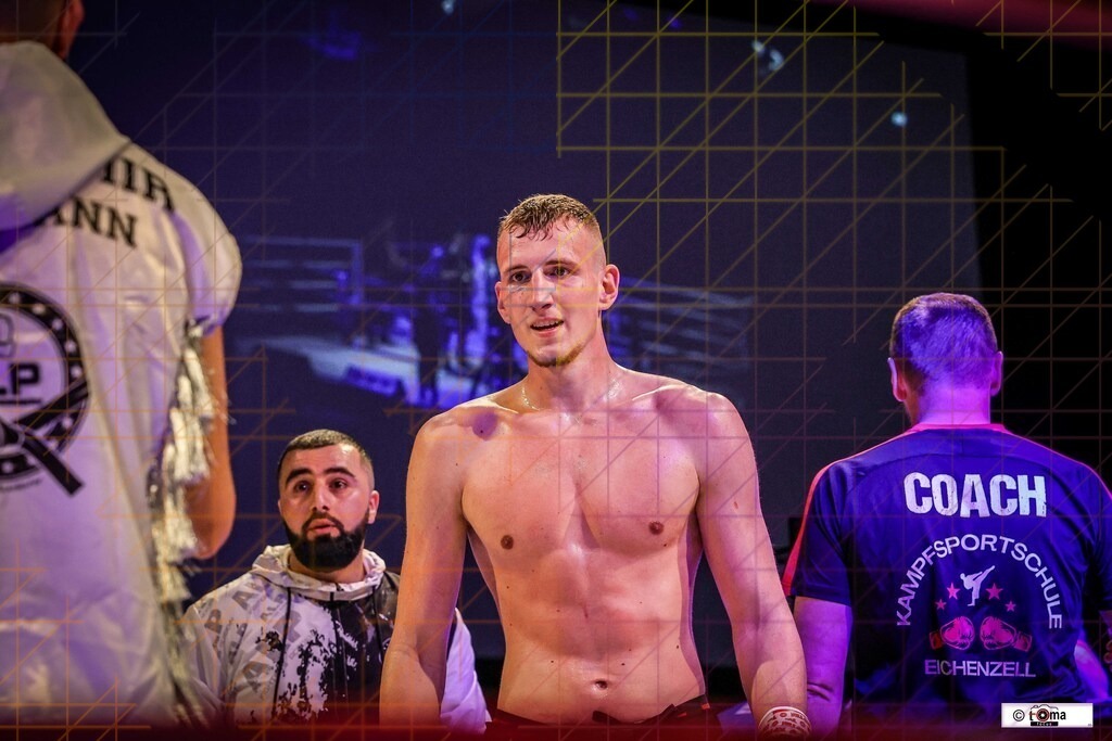 BoB 2026 Demir vs. Minich-38 | professionelle Sport- und Eventfotografie von Tomafocus – dynamische Bilder, emotionale Momente und hochwertige Aufnahmen für jeden Anlass. - Realisiert mit Pictrs.com