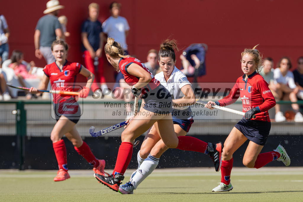 HK_20220903_109650 | 1. Bundesliga Damen Düsseldorfer HC - Berliner HC am 3.9.2022 DHC Düsseldorf, Düsseldorf , Agustina Albertarrio ( Düsseldorfer HC #9 )