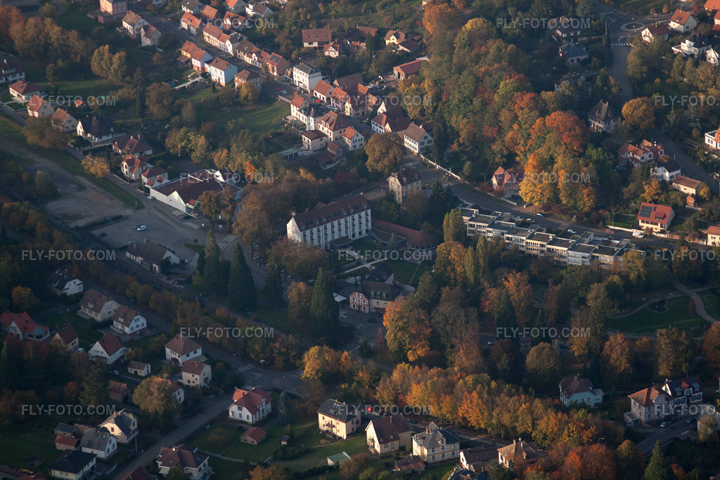 Aerial view: View of the town in Niederbronn-les-Bains in the state Bas-Rhin, France.Photo: IMG_54170.jpg taken on 10/21/2012 by Werner Riehm/FLY-FOTO.comResolution of the original: 4752 x 3168 px