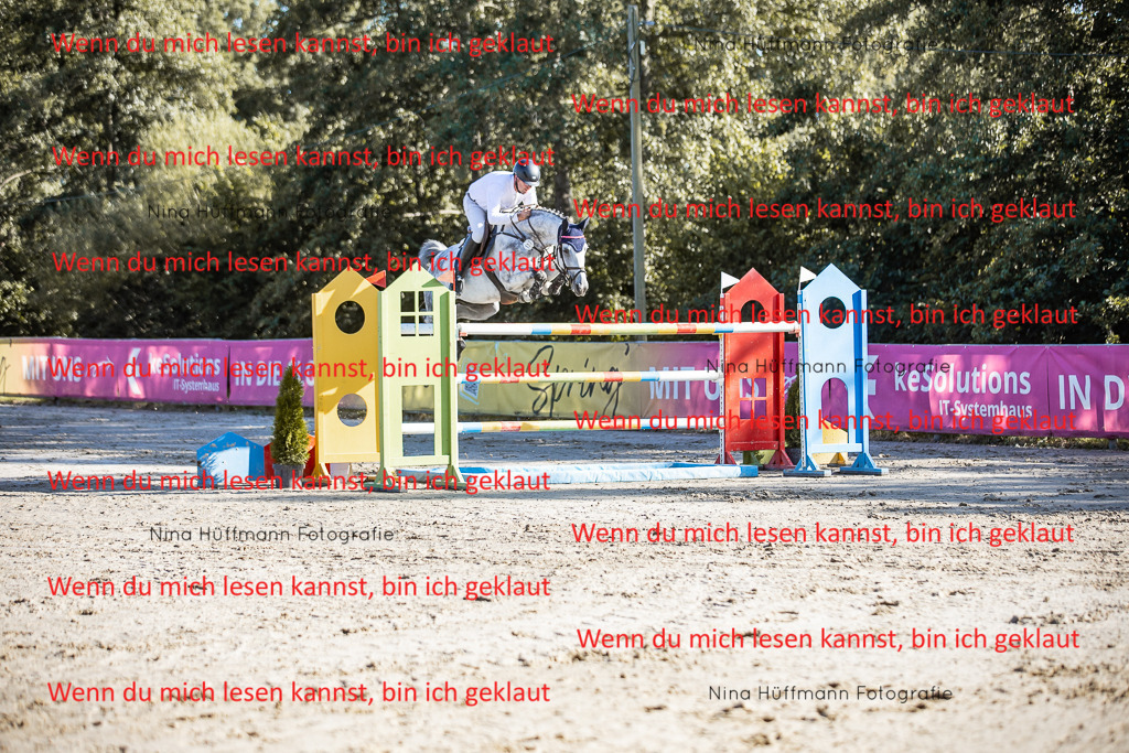 BK1A8628 | Turnierbilder Turnierfotos Nina Hüffmann Turnierfotografie Pferdefotografie Tierzeichnung Haustierzeichnung Pferdezeichnung Hundezeichnung Videograf  - Realisiert mit Pictrs.com