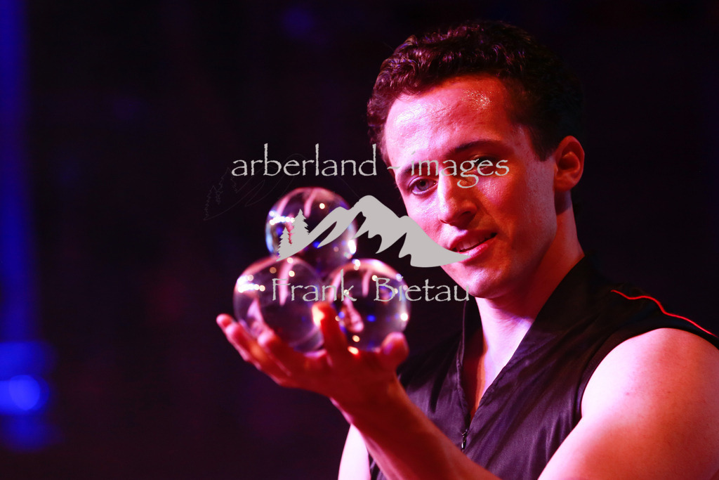 30042016-fb-1784 | die TV Zeitung RTV vergibt in Bodenmais den Preis "Goldene Sonne"