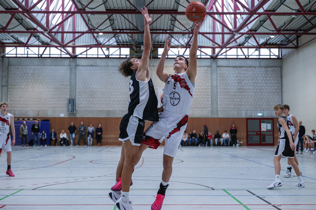 JBBL BAYER GIANTS vs Team BonnKöln RAG-11 | Fotos von Basketballspielen aus dem Raum NRW fotografiert von Gero Mueller-Laschet und Daniel Schaefer - Realisiert mit Pictrs.com
