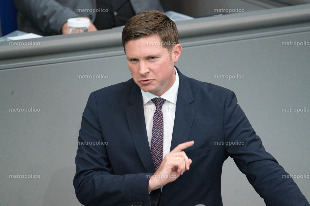 Florian Toncar (11) | Metropolico