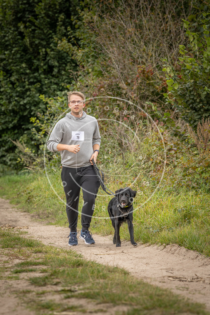 Pfotenfotografie_DV3A6522 | Hundefotografie, Tierfotograf, Pfotenfotografie, Fotoshooting Hund, Hunde Portrait, Hundesport, Hundeportraits, Heideshooting, Hunde, Sportfotograf, Hundefotograf, Turnierhundsport, THS,  - Realisiert mit Pictrs.com