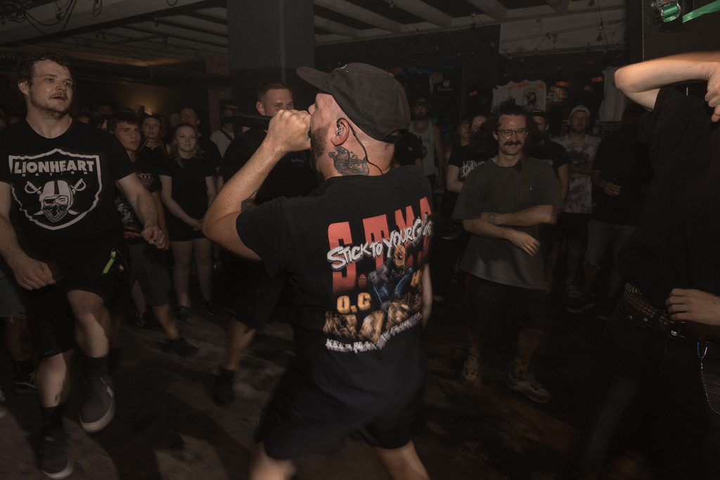 057A3210 | thismomentpictures - Realisiert mit Pictrs.com