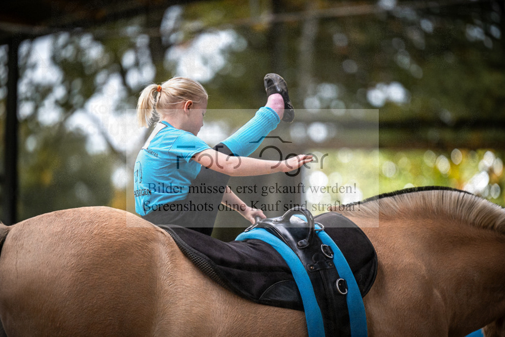 DOS_0164 | Entdecke hochwertige Reitturnierfotos von Foto Oger. Professionell, emotional und authentisch – jetzt Lieblingsmomente im Shop bestellen.Deutschlandweite Turnierfotografie. - Realisiert mit Pictrs.com
