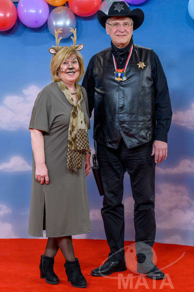 _DWA2134 | Gerswid Terheyden und Staatsminister Joachim Hermann (CSU) bei der TV-Sendung Fastnacht in Franken 2024. Veitshöchheim, 02.02.2024 Bayern Deutschland - Realisiert mit Pictrs.com