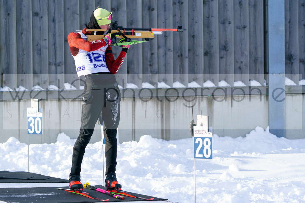 DSC Oberwiesenthal | Vom 19. - 21. Januar fand in der Sparkassen-Skiarena Oberwiesenthal der DSV E.INFRA Schülercup Biathlon statt.