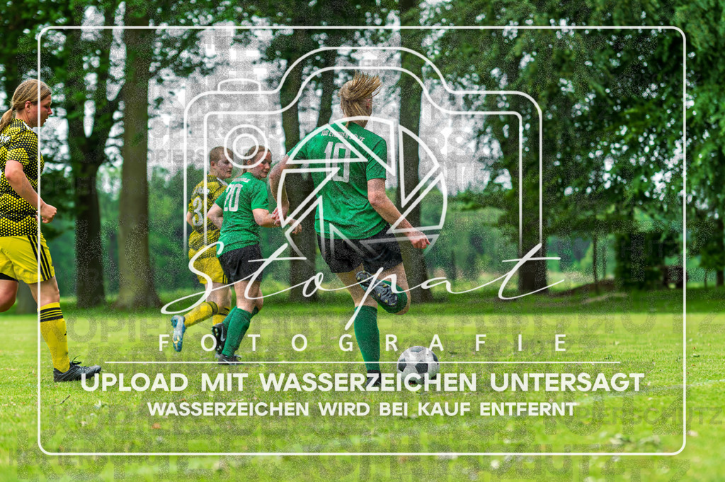 Kreisliga Damen HK/CE - TuS Eversen-Sülze vs. SG Fulde | ; Kreisliga Damen HK/CE - TuS Eversen-Sülze vs. SG Fulde am 31.05.26 in Wümmestadion, Ottersberg - Realisiert mit Pictrs.com