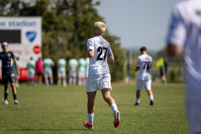 FC Scharbeutz 1 - Tema Chase Football Club I DanaCup 2026 077 | Herzlich willkommen in meiner Fotogalerie für Sportmannschaften. Schau gerne mal rein, vielleicht ist Dein Team ja auch dabei! Falls nicht, schreib mir und wir ändern das! :)  - Realisiert mit Pictrs.com