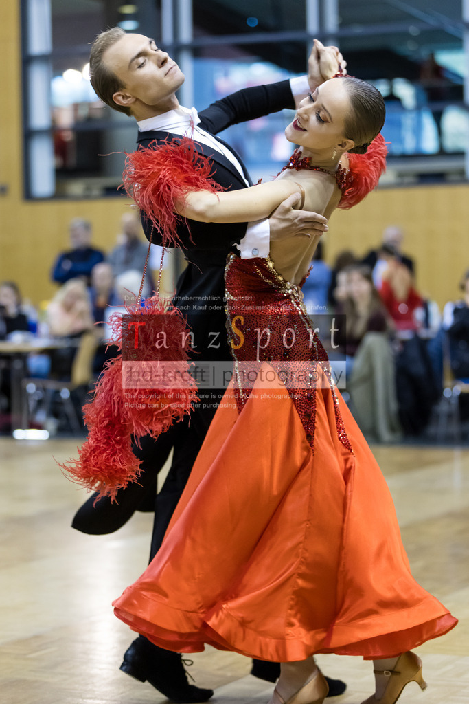 20241102_DC_HGR_Std_08754 | Tanzsportbilder, Standardtanz, Lateintanz, WDSF, DTV, LTVB, dancecomp, goc, hessen tanzt, blaues band der spree, walzer, tango, wiener walzer, slowfox, quickstepp, samba, rumba, cha-cha-cha, paso doble. jive, hd-kroft photography, turniertanzsport