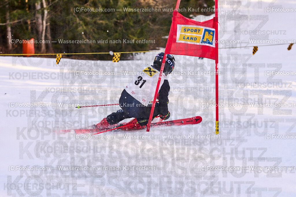 ALP0506_MastersCup-RTL-I_LKHF_Wicho Anton | NÖ Raiffeisen MastersCup, Jugend - Damen - Herren, Riesentorlauf-Rennen 1 auf der Fuchswaldpiste, durchführender Verein: Schiklub Lackenhof, So 9. Februar 2025.