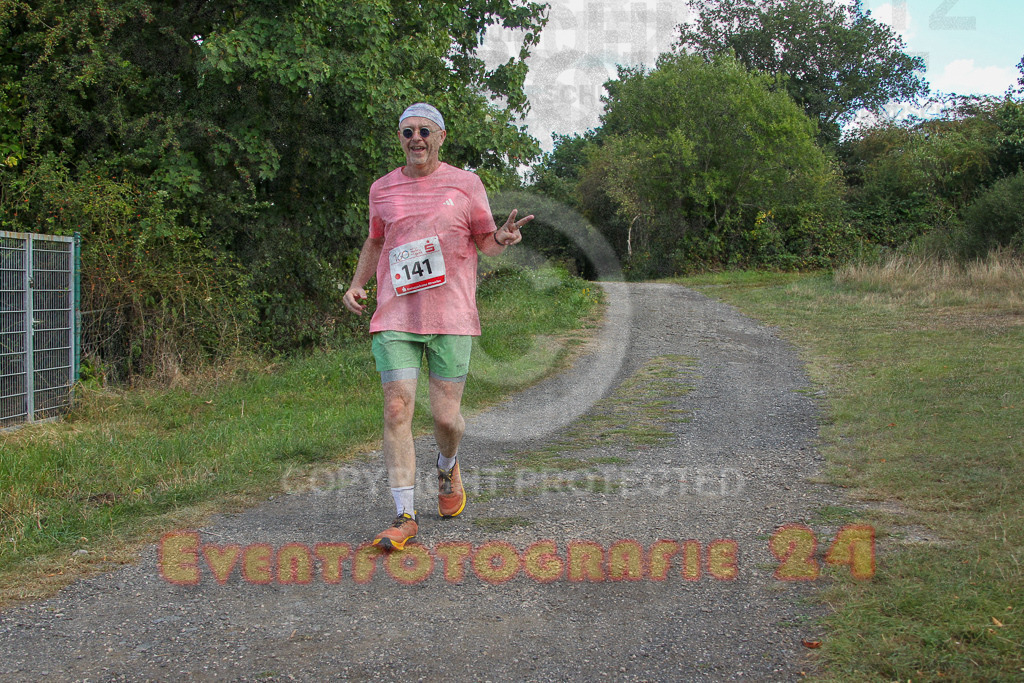 250830_1603_EV4_4581 | Sportfotografie im Rhein-Sieg Kreis, Köln, Bonn, NRW, Rheinland Pfalz, Hessen, etc. Unser Tätigkeitsfeld umfasst den Laufsport vom Volkslauf über den Marathon, Duathlon, Triathon bis zum Ultralauf wie Kölnpfad Ultra oder Schindertrail.