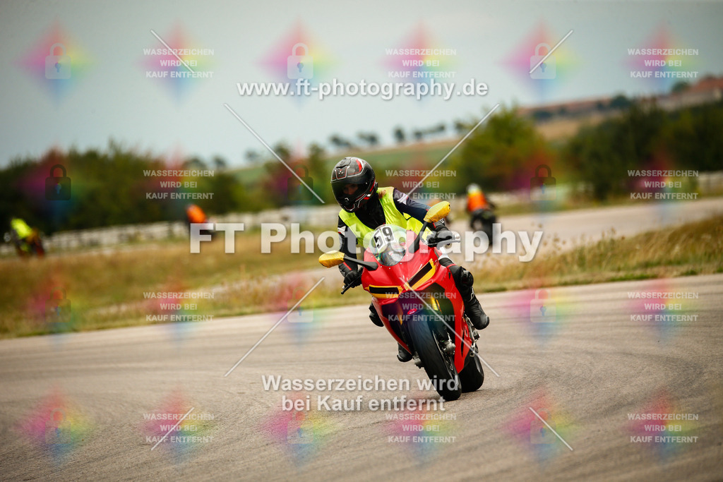 _MOT6692 | Hier findet Ihr Bilder von Touristenfahrten auf der Nürburgring Nordschleife oder von anderen Veranstaltungen die ich besucht habe. Viel Spass beim Durch Schauen 