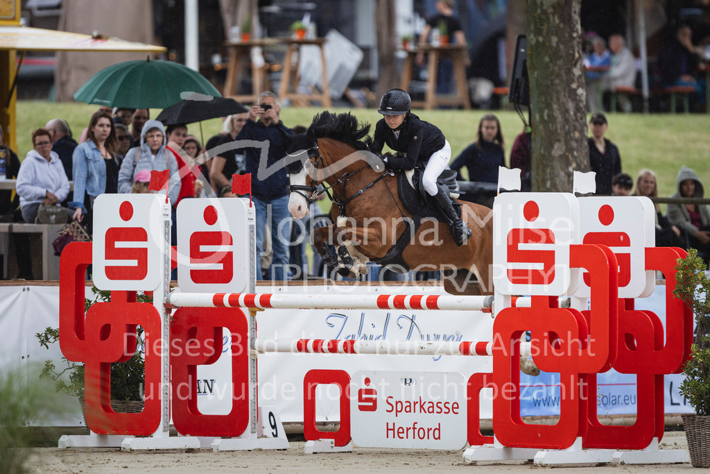 250712_BHO_Pony-L-207 | Deine schönsten Turniermomente als professionelle Fotos! Entdecke hochwertige Pferdesport-Fotografie im Online-Shop. Jetzt Fotos finden & bestellen!