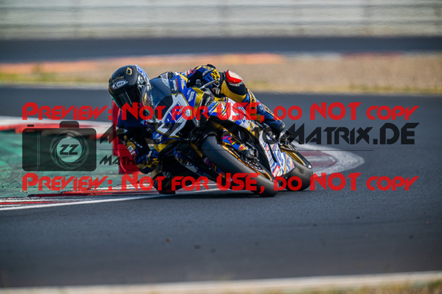 MaZZes_FotoMatrix_220626_4551 | IDM1000