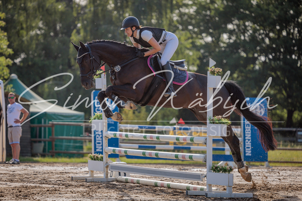 20260529-_3LI0476 | Tierfotografie Pferde, Hunde, Katzen, Haustiere.
Turnierfotografie Reitturniere, Reiten, Springreiten, Dressur in Hanau, dem Main-Kinzig-Kreis und dem Rhein-Main- Gebiet um Frankfurt
