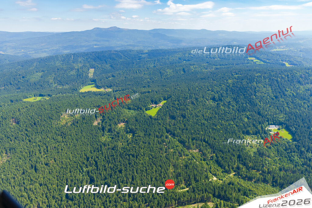 Danzeröd Rinchnach Bild- Das Luftbild wurde 2025 vom UL-Flugzeug heraus erstellt ( keine Drohne ) - Hochauflösende Luftaufnahme -Nicht vergleichbar mit Google Maps oder Satelittenbilder- Die Geschenkidee !Mit Lizenz und Bildrechte bestellbar