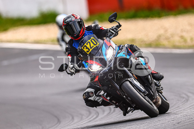 0320-240624_NR-003_320 | Deine Full-Service-Agentur für ✔️Videoproduktionen und ✔️Motorsportfotografie Jetzt Angebot anfragen!