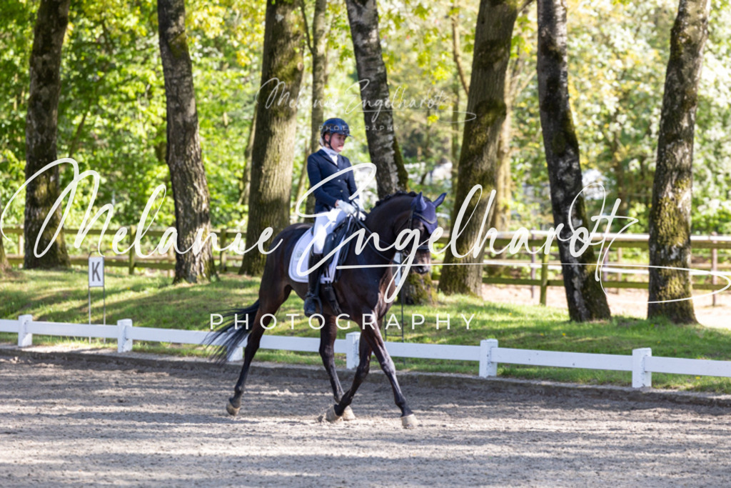 7I8A6070 | melanie-engelhardt-photography - Realisiert mit Pictrs.com