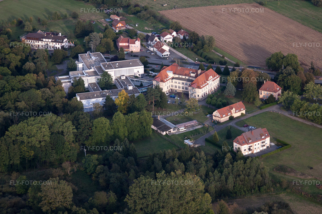Aerial view: View of the town in Morsbronn-les-Bains in the state Bas-Rhin, France.Photo: IMG_53682.jpg taken on 09/30/2012 by Werner Riehm/FLY-FOTO.comResolution of the original: 4752 x 3168 px