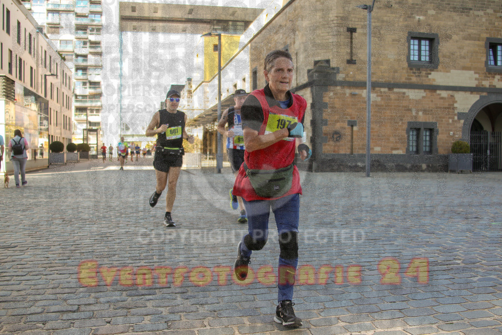 240921_1454_EV4_9847 | Sportfotografie im Rhein-Sieg Kreis, Köln, Bonn, NRW, Rheinland Pfalz, Hessen, etc. Unser Tätigkeitsfeld umfasst den Laufsport vom Volkslauf über den Marathon, Duathlon, Triathon bis zum Ultralauf wie Kölnpfad Ultra oder Schindertrail.