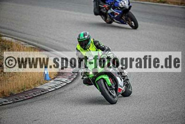 pube3717 | Professionelle Fotos von Sportveranstaltungen, aber auch Hochzeiten und anderen Events. - Realisiert mit Pictrs.com