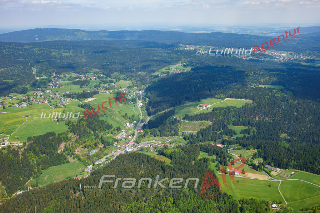 Luftbild von Oberwarmensteinach Warmensteinach - Luftaufnahme wurde 2014 von https://frankenair.de mittels Flugzeug (keine Drohne) erstellt - die Geschenkidee