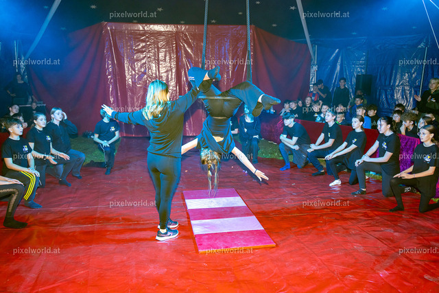 Zirkusvorstellung der MS Feldkirchen Digital | Bildershop von pixelworld.at - Realisiert mit Pictrs.com