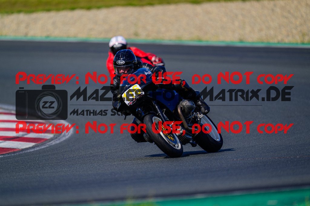 MaZZes_FotoMatrix_240724_6007705_2-295 | GELB